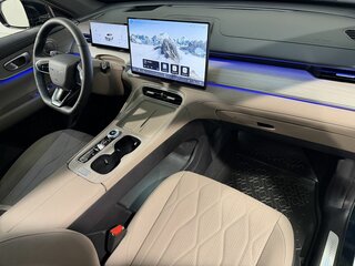 2026 Tenet T8, зелёный, 3599800 рублей, вид 3