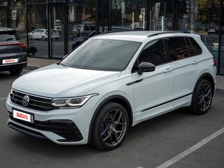 2021 Volkswagen Tiguan II Рестайлинг, белый, 3300000 рублей, вид 1