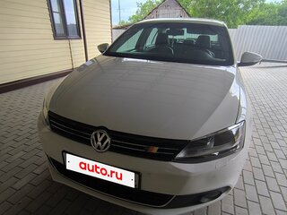 2012 Volkswagen Jetta VI, белый, 1300000 рублей, вид 1