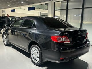 2013 Toyota Corolla X (E140, E150) Рестайлинг, чёрный, 1050000 рублей, вид 4
