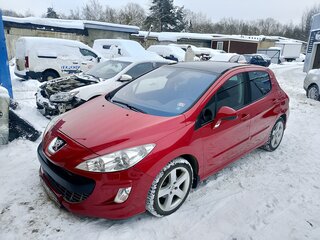 2008 Peugeot 308 I, красный, 330000 рублей, вид 1