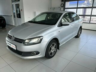 2012 Volkswagen Polo V, серебристый, 400000 рублей, вид 1