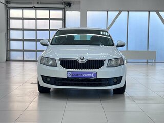 2017 Skoda Octavia III (A7), белый, 1145000 рублей, вид 2