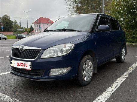 2014 Skoda Fabia II Рестайлинг, синий, 510000 рублей, вид 1