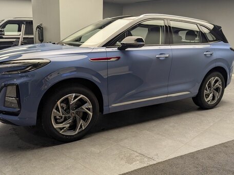 2025 Hongqi HS3, голубой, 3252700 рублей, вид 2