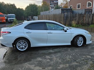 2018 Toyota Camry VIII (XV70), белый, 3000000 рублей, вид 5