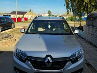 2018 Renault Sandero II Рестайлинг, серебристый, 1350000 рублей, вид 1