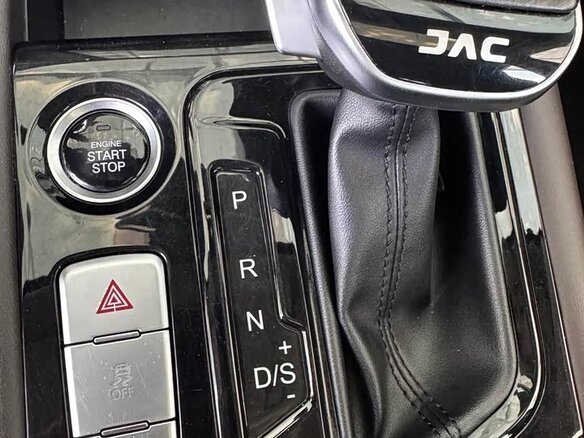 2020 JAC J7 I, серый, 930000 рублей - вид 8