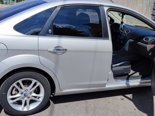 2008 Ford Focus II Рестайлинг, серебристый, 480000 рублей, вид 3