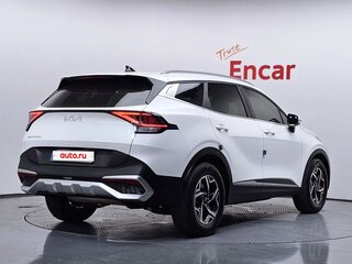 2023 Kia Sportage V, белый, 2900000 рублей, вид 2