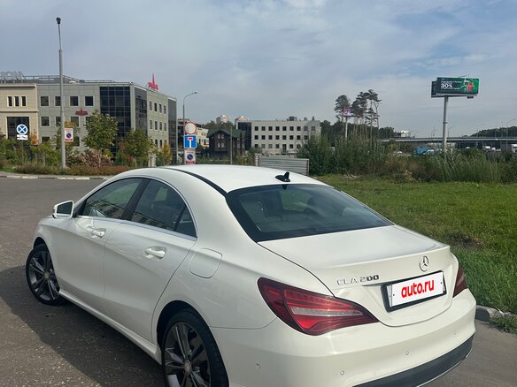2016 Mercedes-Benz CLA 200 I (C117, X117) Рестайлинг, белый, 2300000 рублей - вид 3