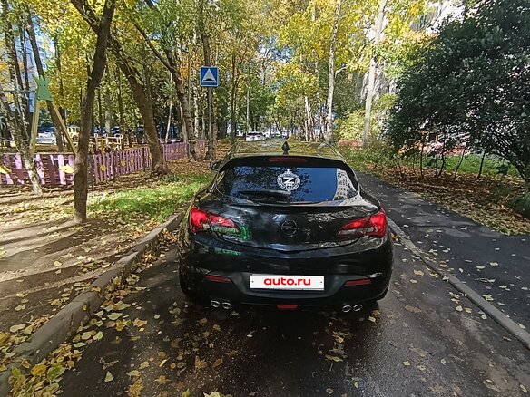 2012 Opel Astra GTC J Рестайлинг, чёрный - вид 2