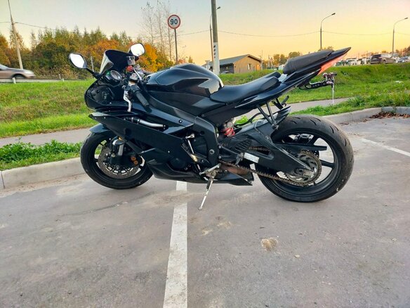 2006 Yamaha YZF-R6, чёрный, 565000 рублей - вид 8