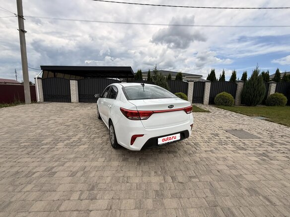 2020 Kia Rio IV, белый, 1150000 рублей - вид 8