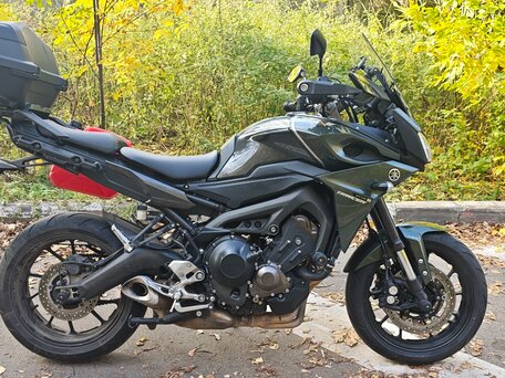 2018 Yamaha MT-09 Tracer (FJ-09), зелёный, 800000 рублей, вид 2