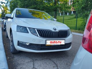 2018 Skoda Octavia III (A7) Рестайлинг, белый, 1399000 рублей, вид 1