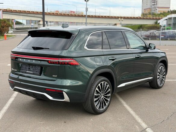 2026 Geely Monjaro I Рестайлинг 2 (China Market), зелёный, 4200000 рублей - вид 6