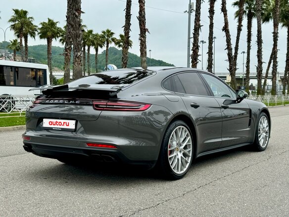 2016 Porsche Panamera Turbo II, серый, 7190000 рублей - вид 2