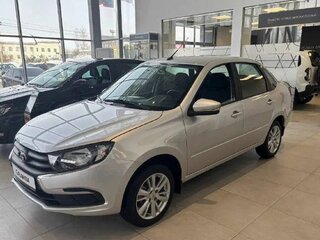 2026 Lada (ВАЗ) Granta I Рестайлинг, серебристый, 1238000 рублей, вид 2