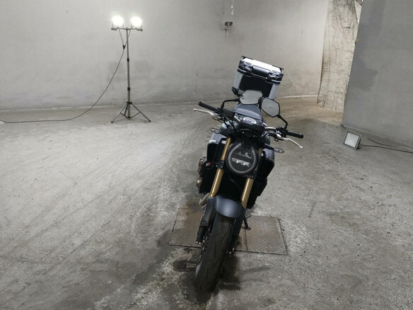 2024 Honda CB 650R, чёрный, 1203000 рублей - вид 4