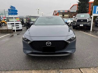 2022 Mazda 3 IV (BP), серебристый, 1210000 рублей, вид 2