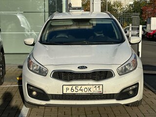 2017 Kia Ceed II Рестайлинг, белый, 1149000 рублей, вид 2