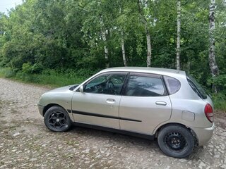 2001 Toyota Duet, золотистый, 115000 рублей, вид 5