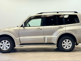 2006 Mitsubishi Pajero III Рестайлинг, бежевый, 900000 рублей, вид 2