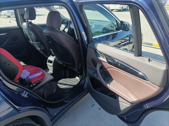 2020 BMW X1 Long 20Li sDrive II (F48) Рестайлинг, синий, 3300000 рублей - вид 11