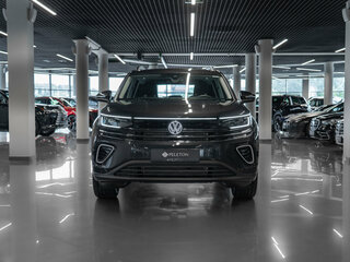 2025 Volkswagen Tavendor I, чёрный, 4800000 рублей, вид 3