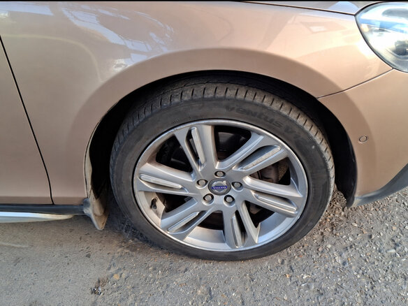 2013 Volvo V40 Cross Country I, золотистый - вид 15