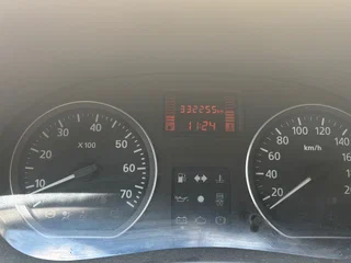 2010 Renault Logan I Рестайлинг, бежевый, 140000 рублей, вид 5