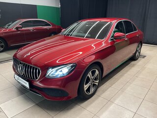 2019 Mercedes-Benz E-Класс 200 V (W213, S213, C238), красный, 2790000 рублей, вид 3