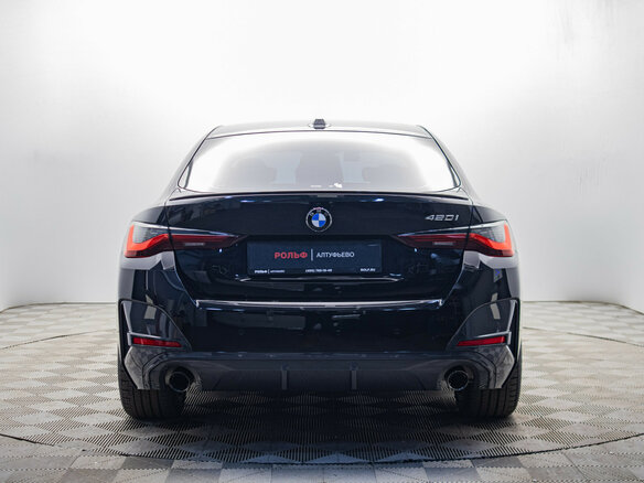 2024 BMW 4 серии 425i G22, G23, G26, чёрный - вид 3