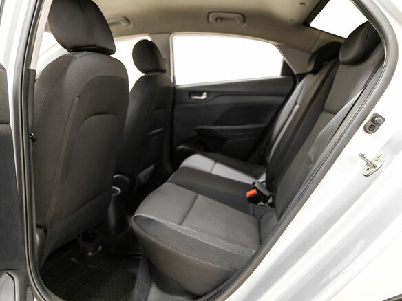 2017 Hyundai Solaris II, серебристый - вид 30