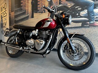 2024 Triumph Bonneville T120, красный, 1850000 рублей, вид 5