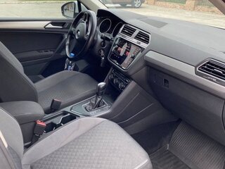 2020 Volkswagen Tiguan II, белый, 2420000 рублей, вид 5