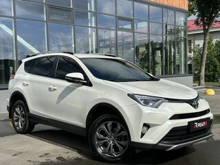 2015 Toyota RAV4 IV (XA40) Рестайлинг, белый, 2299000 рублей, вид 4