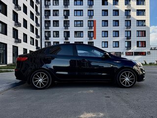 2016 Kia Rio III Рестайлинг, чёрный, 820000 рублей, вид 4