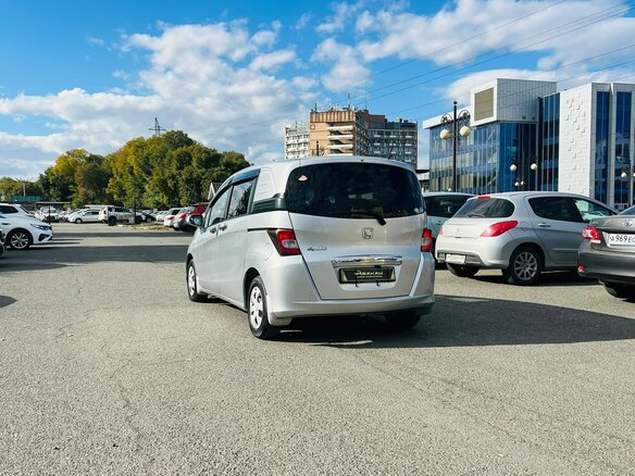 2010 Honda Freed Spike I, серый, 1079000 рублей - вид 8
