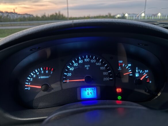 2007 Lada (ВАЗ) 2112, серебристый, 245000 рублей - вид 8