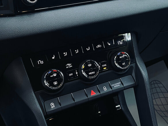 2021 Skoda Karoq I, белый - вид 16
