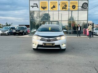 2014 Toyota Corolla XI (E160, E170, E180), серебристый, 1549000 рублей, вид 3