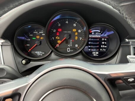 2018 Porsche Macan I, чёрный, 3490000 рублей, вид 5