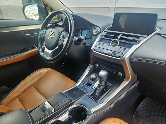 2018 Lexus NX 300 I Рестайлинг, чёрный, 2798000 рублей - вид 8