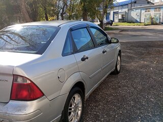 2005 Ford Focus I Рестайлинг (North America), серебристый, 255000 рублей, вид 3