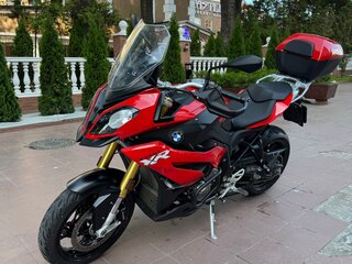 2017 BMW S 1000 XR, красный, 1050000 рублей, вид 1