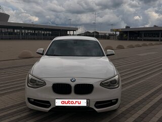 2012 BMW 1 серии 118i II (F20/F21), белый, 1100000 рублей, вид 2