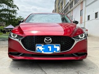2022 Mazda 3 Axela IV (BP), красный, 1504000 рублей, вид 4