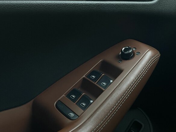 2009 Audi Q5 I (8R), коричневый - вид 19